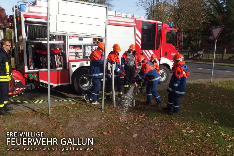 Berufsfeuerwehr-Wochenende unserer Jugendfeuerwehr